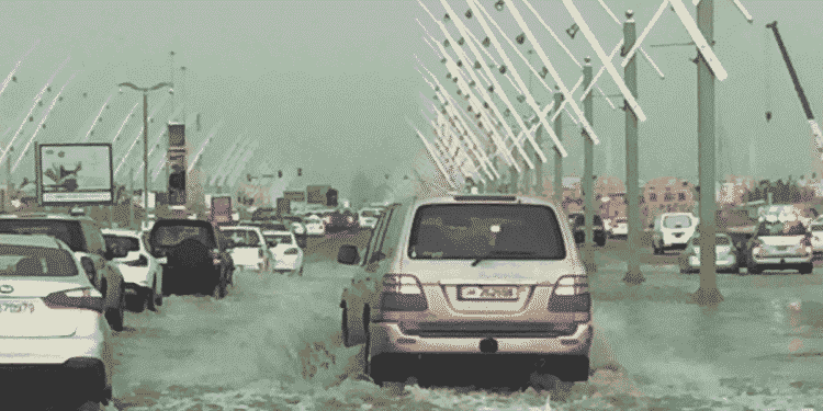 Qatar hit by heavy rain with widespread flooding [in pictures]