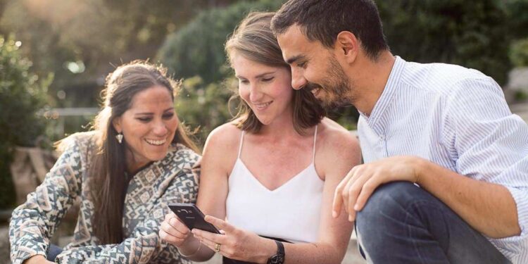 The InterNations tips on how to manage a global facebook