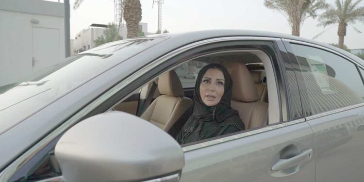 Women in Saudi Arabia begin driving for Careem