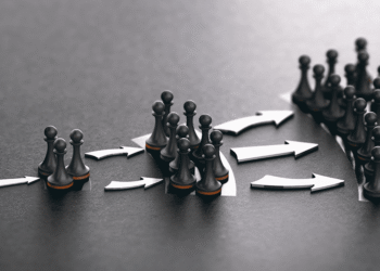 The Evolution of Influencer Marketing: From Royal Endorsements to Social Media Powerhouses