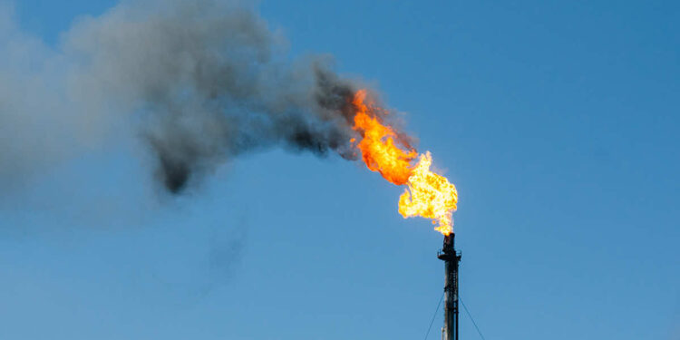 Oil prices surge as Ukraine-Russia tension climb
