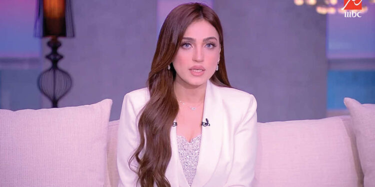 Egyptian TV Presenter 'Yasmin Ezz' Sparks Controversy on Social Media
